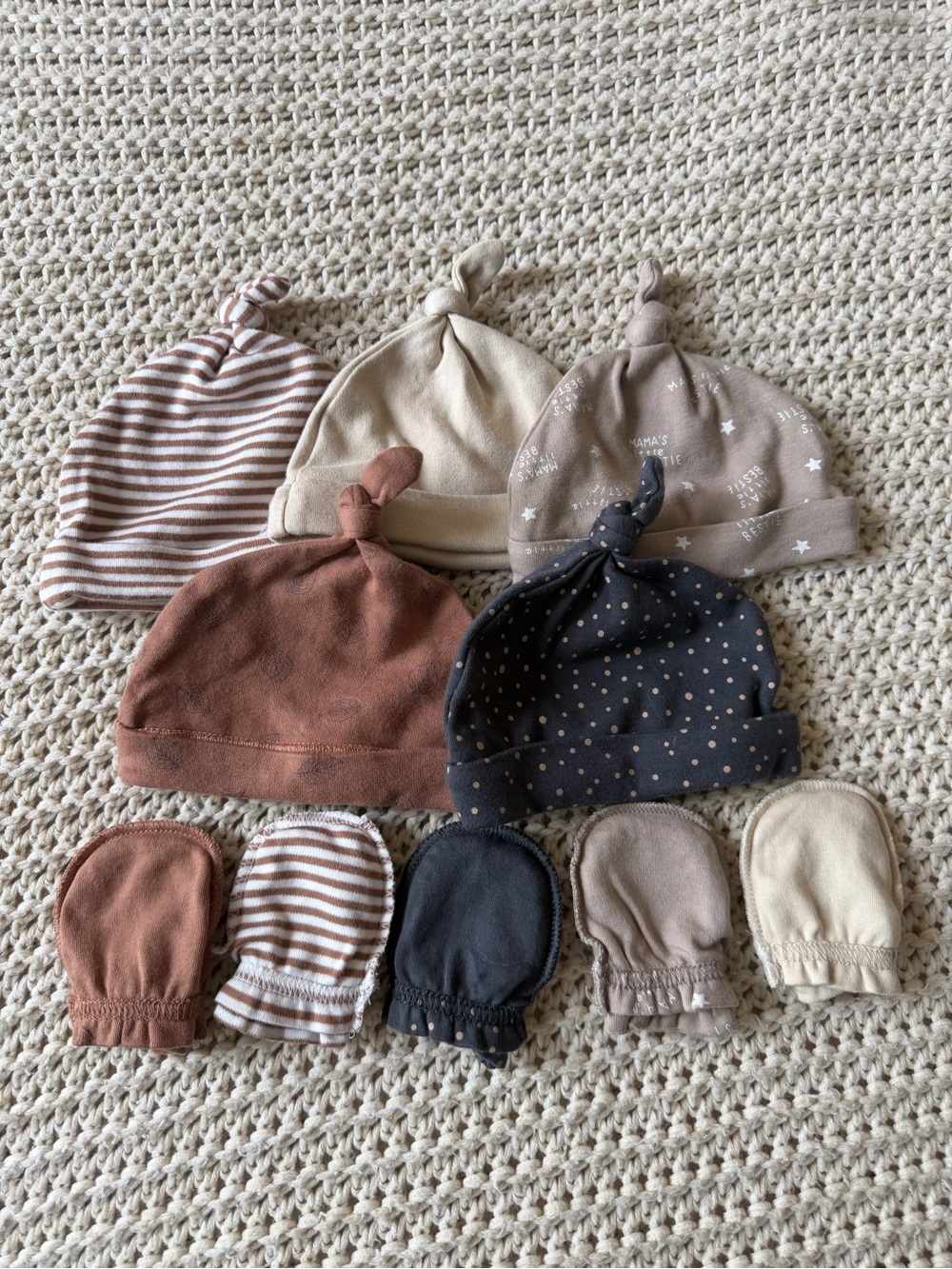 Neutral Baby Knot Hats & Mittens Set - Beige, Brown, Rust, Gray
